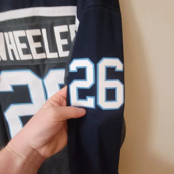 Winnipeg Jets Blake Wheeler #26 Replica jersey - Picture 11 of 16